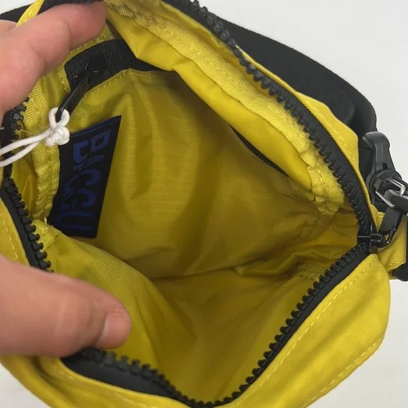Baggu Sport Crossbody - Sour - Picture 6 of 8